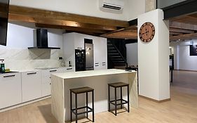 Manresa Industrial Home